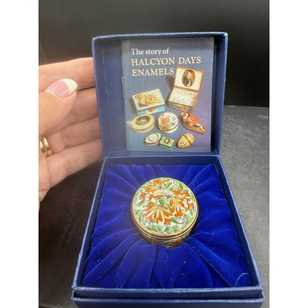 🌸 Halcyon Days Enamels Honeysuckle Tiny Trinket Box – Floral – Vintage ✨